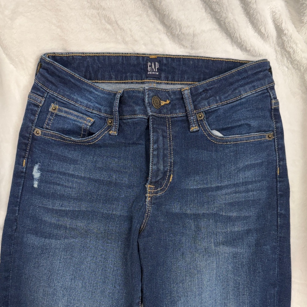 GAP Women's Dark Blue Skinny Jeans